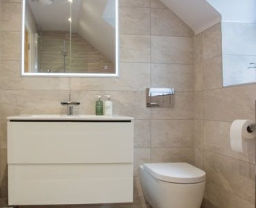 Ein Tank, zwei Vorteile: Der Regenwassertank für die smarte WC‑Spülung im ganzen Haus