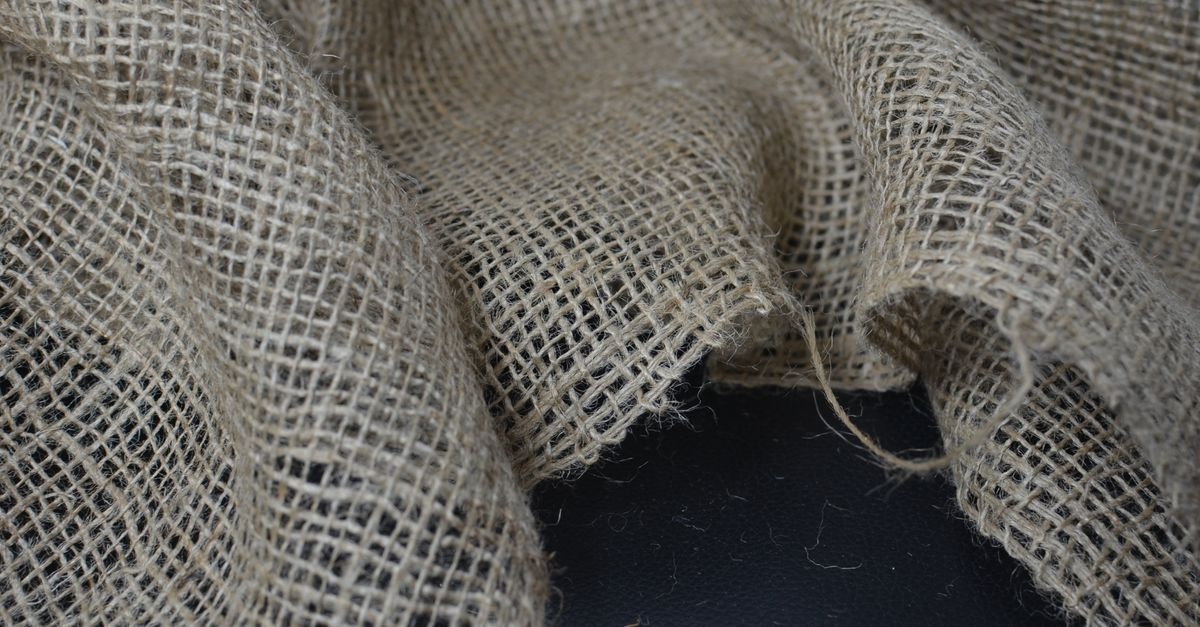 Frost adé: Kreative Winterschutz-Tricks mit Naturjute für Garten & Balkon