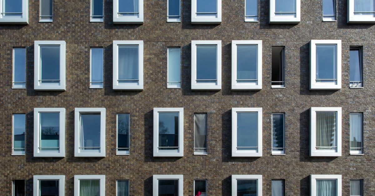 Wärme drinnen, Kälte draußen: Undichte Fenster abdichten – einfach und effektiv